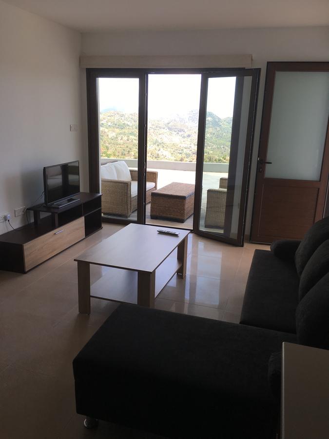 Kyperounta Apartment ภายนอก รูปภาพ
